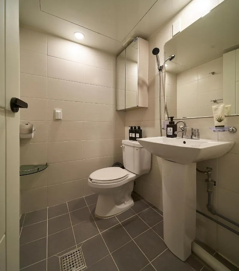 Appartamento Jinsim House In Hongdea Seul