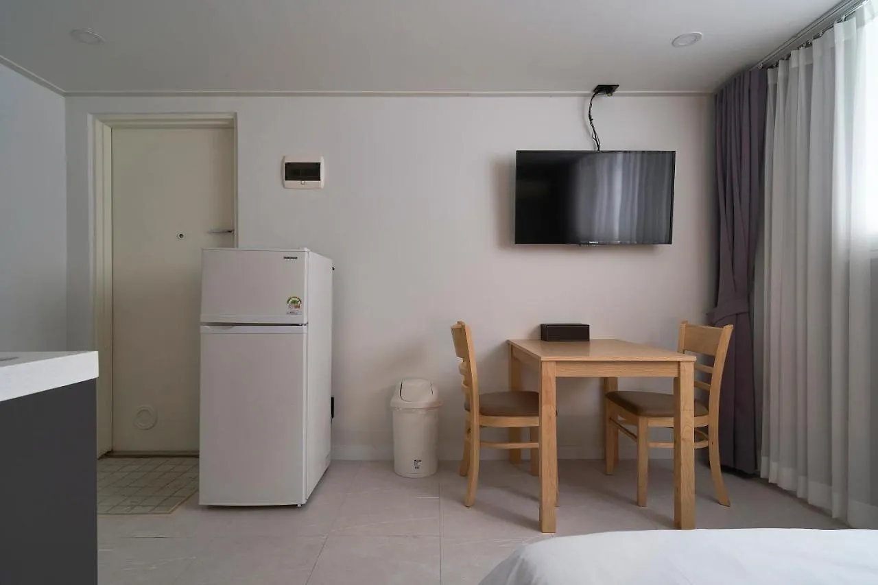 Appartamento Jinsim House In Hongdea Seul
